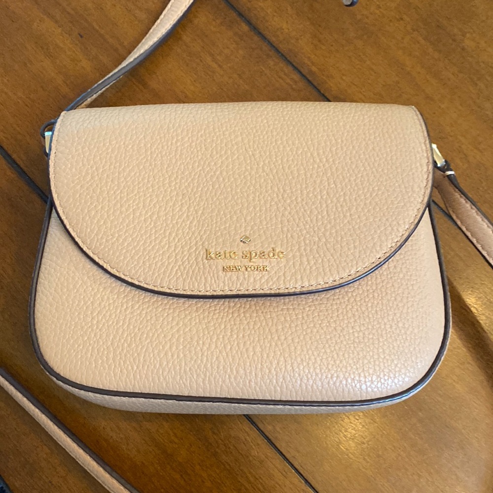 Kate Spade Nude Crossbody Like New